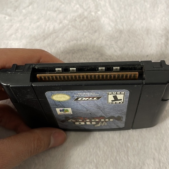 Nintendo N64 WWF no mercy game - Picture 3 of 3